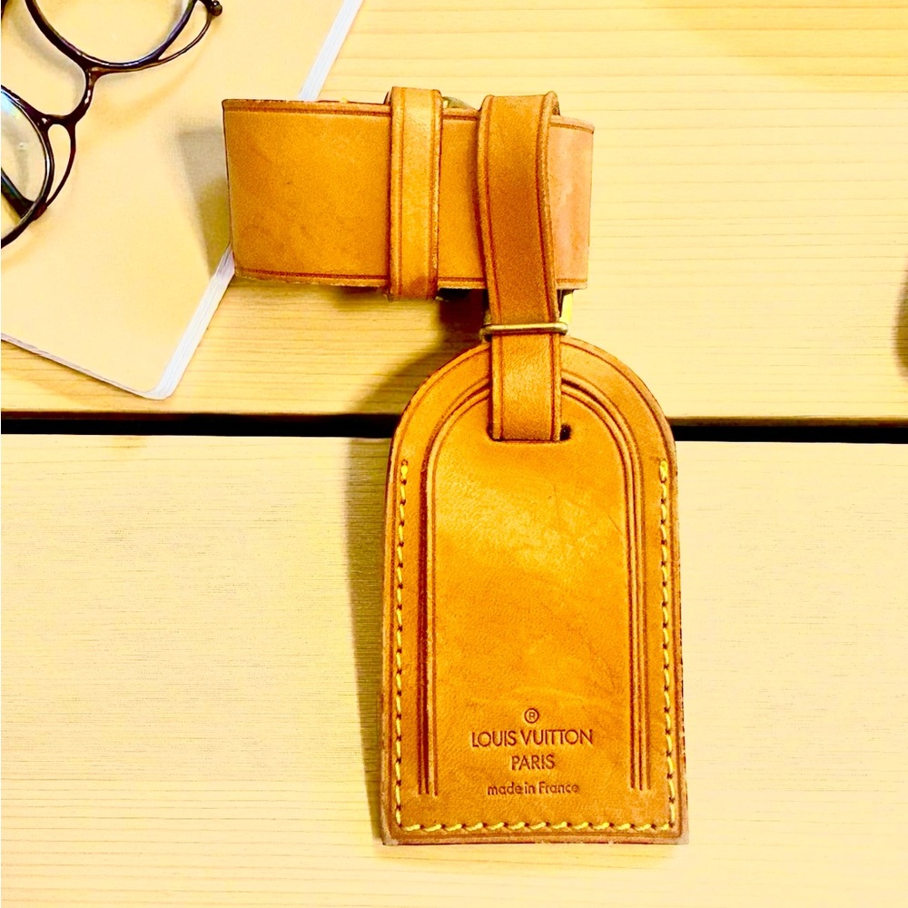Louis Vuitton Luggage tag and Poignet